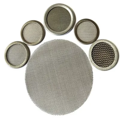 Disco filtrante per sinterizzazione in polvere metallica con piastra in titanio sinterizzato poroso di varie dimensioni per dischi filtranti per l'acqua